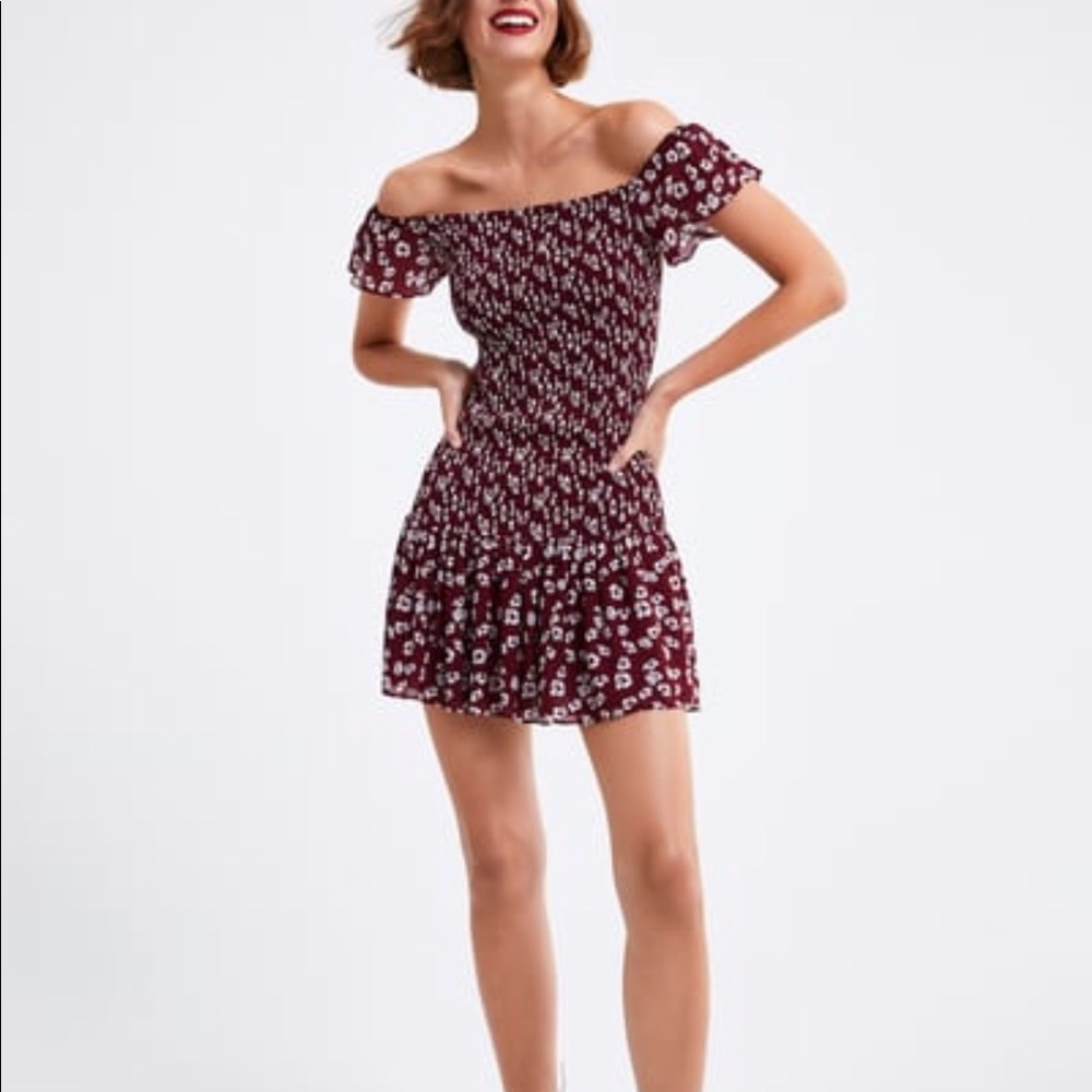 ZARA- Off the shoulder floral print dress